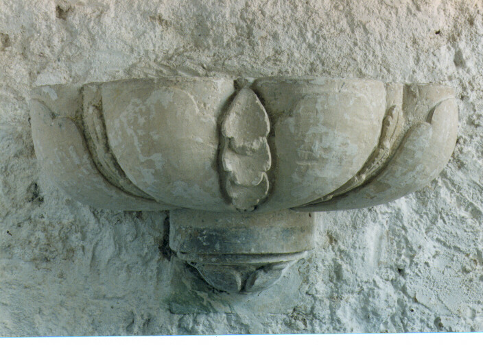 acquasantiera, serie - ambito salentino (prima metà sec. XIX)