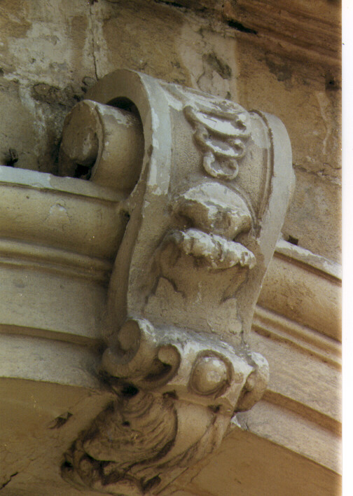 chiave d'arco - ambito salentino (ultimo quarto sec. XIX)