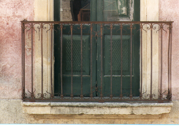 ringhiera - ambito salentino (primo quarto sec. XX)