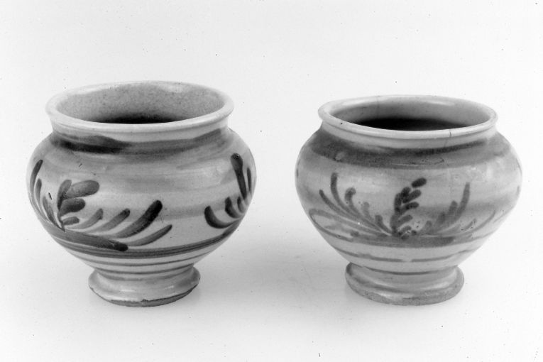 vasetto, coppia - manifattura savonese (prima metà sec. XIX)