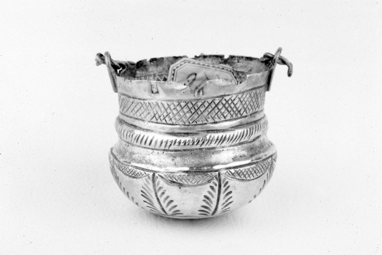 secchiello miniaturistico - manifattura napoletana (sec. XIX)