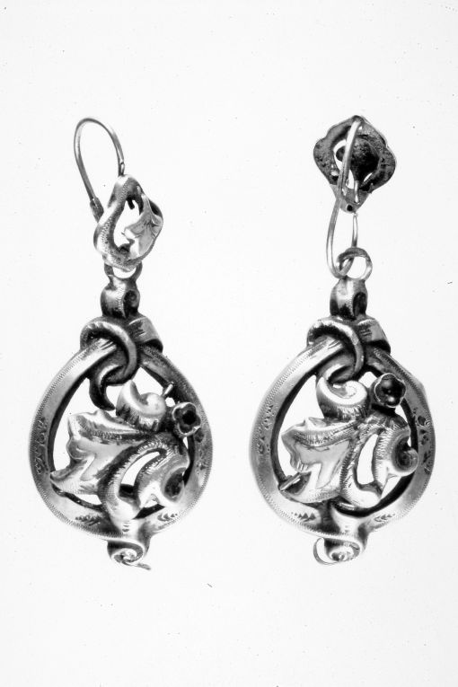 orecchino - a pendente, coppia - produzione Italia meridionale (sec. XIX)