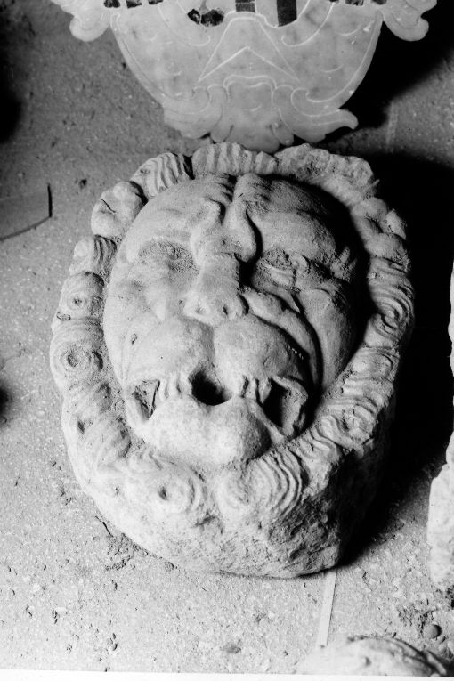 leone (rilievo, coppia) - ambito pugliese (sec. XVI)