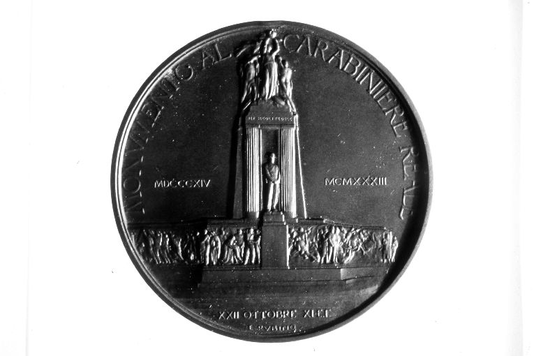 monumento al Carabiniere Reale (medaglia celebrativa) di Rubino Edoardo (sec. XX)