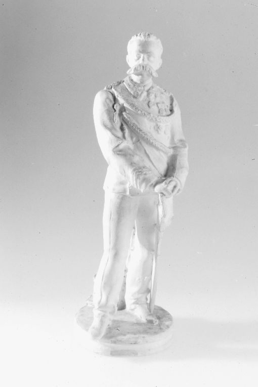 ritratto di re Umberto I in alta uniforme (statuetta) di Cifariello Filippo Antonio (sec. XIX)