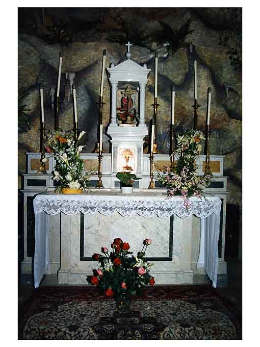 altare - ambito pugliese (primo quarto sec. XX)