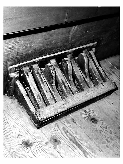 organo positivo di De Simone Pietro (scuola) (sec. XVIII)