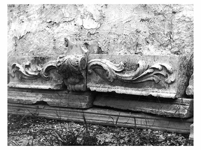 altare, frammento - ambito pugliese (sec. XVIII)