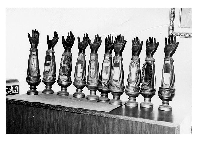 reliquiario antropomorfo - a braccio, serie - ambito pugliese (sec. XVII)