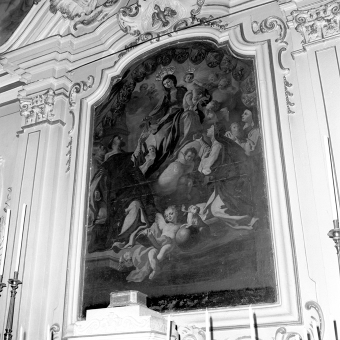 Madonna del Rosario, Madonna con Bambino e i santi Domenico e Caterina da Siena con i Quindici Misteri del Rosario (dipinto) di De Majo Paolo (sec. XVIII)