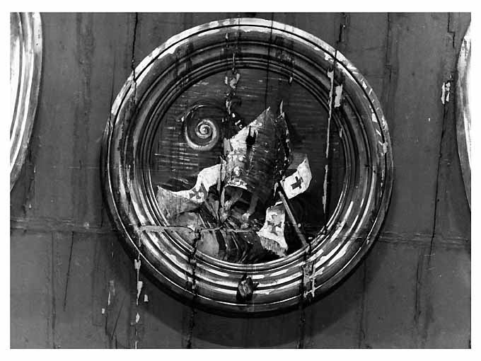 Simboli episcopali di san Nicola (dipinto) di Rosa Carlo (sec. XVII)