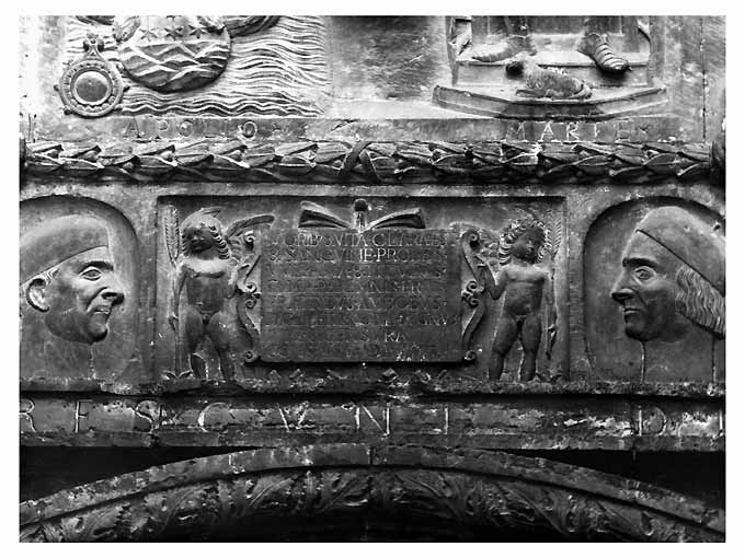 Ritratto di Giovanni Vulpano (lapide) - ambito Italia meridionale (sec. XVI)