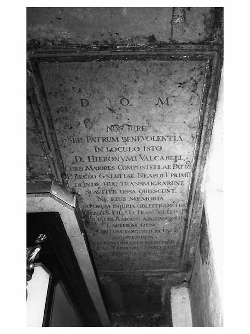 lapide tombale - ambito bitontino (sec. XVIII)