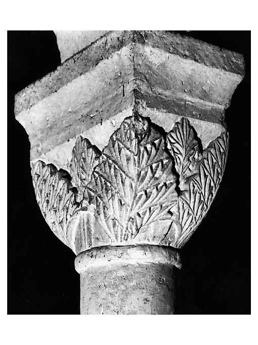 capitello - a gruccia - ambito pugliese (secc. XIV/ XV)