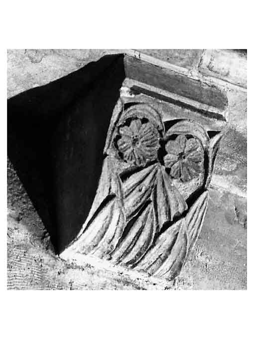 mensola - ambito pugliese (secc. XIV/ XV)