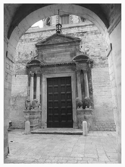 portale - ambito pugliese (sec. XVII)
