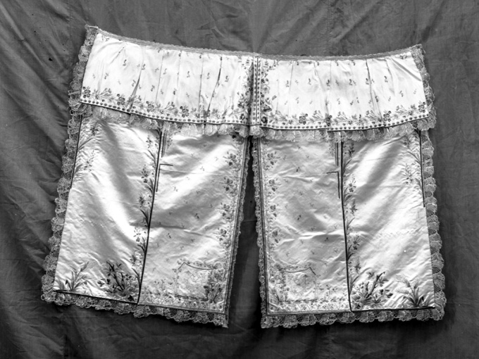 conopeo di tabernacolo - manifattura Italia meridionale (secc. XVIII/ XIX)