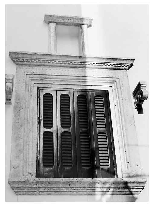 finestra - ambito pugliese (sec. XVI)