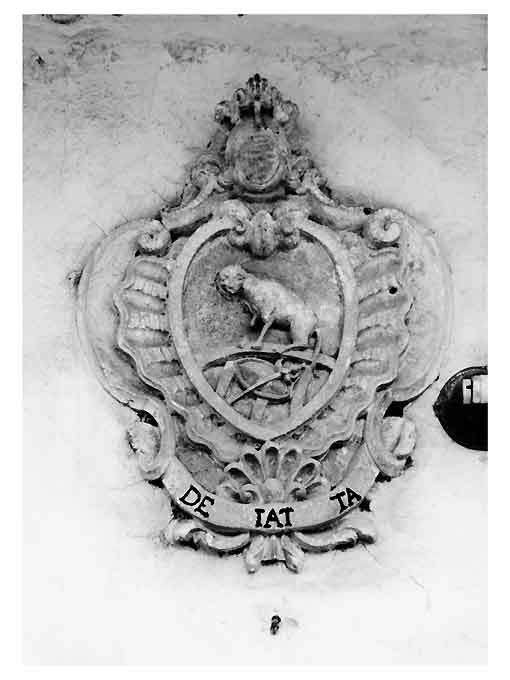 Arme della famiglia De Jatta (rilievo) - ambito pugliese (ultimo quarto sec. XVIII)