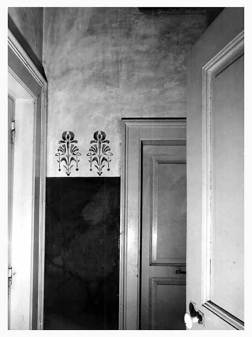 decorazione plastica di Sportelli Pietro detto "Salve o Regina" (attribuito) (sec. XX)