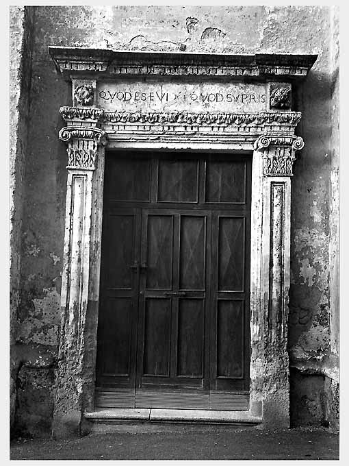 portale - ambito pugliese (sec. XVI)