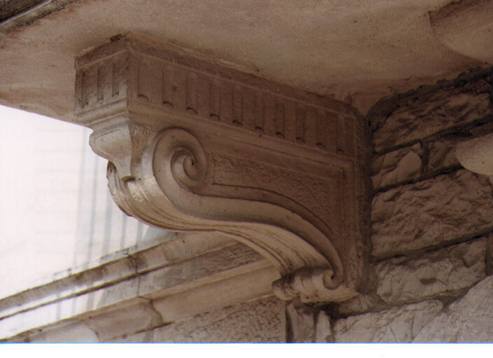 mensola architettonica, serie - ambito Italia meridionale (sec. XVIII)