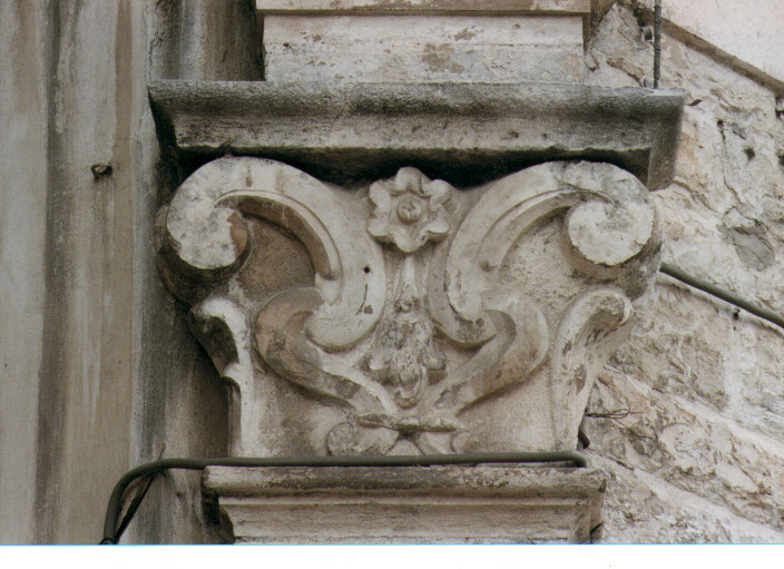 semicapitello, serie - ambito Italia meridionale (secc. XVIII/ XIX)
