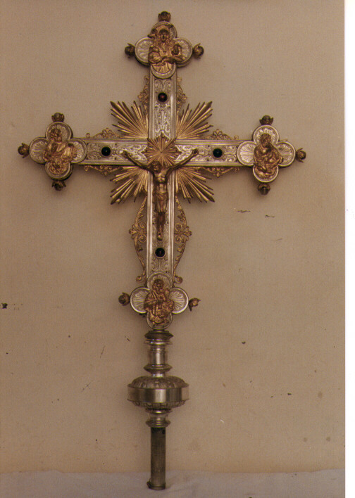 croce processionale - ambito Italia meridionale (secondo quarto sec. XX)
