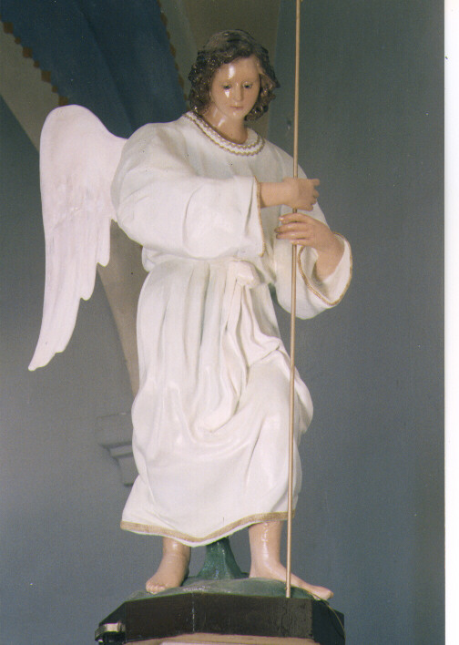 angelo (statua, elemento d'insieme) di Guacci Luigi (bottega) (fine/inizio secc. XIX/ XX)