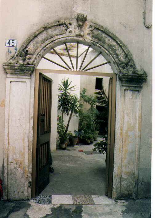 portale - ambito salentino (sec. XVIII)