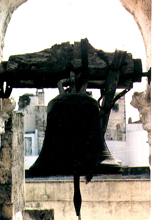 campana - ambito Italia meridionale (sec. XVIII)