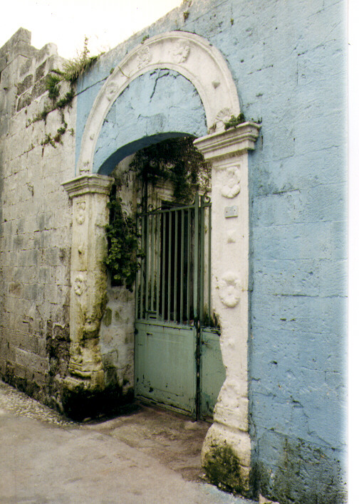 portale - ambito salentino (prima metà sec. XVIII)
