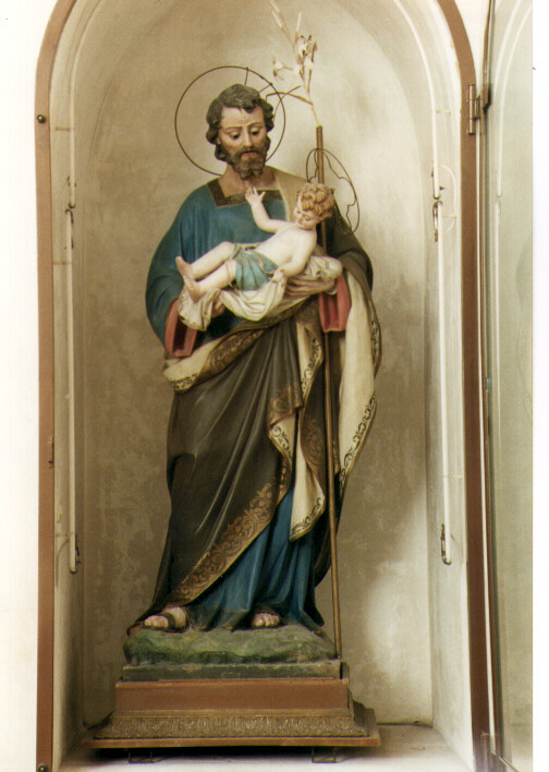 San Giuseppe e Gesù Bambino (statua) di Bruno Salvatore (sec. XX)