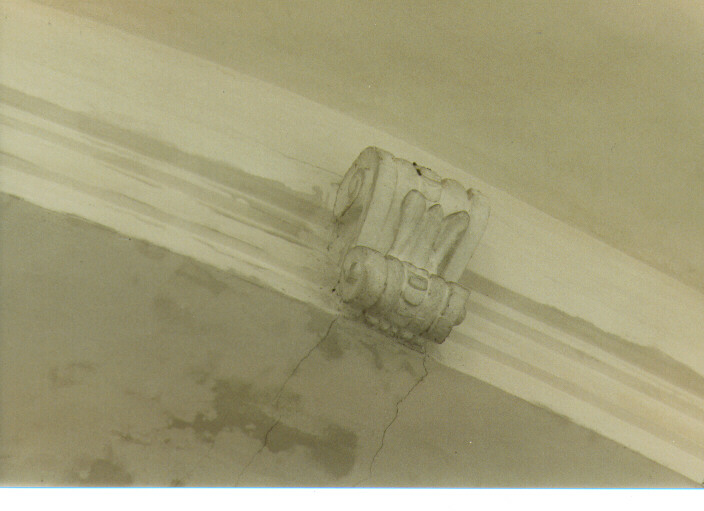 chiave d'arco - ambito salentino (sec. XVIII)