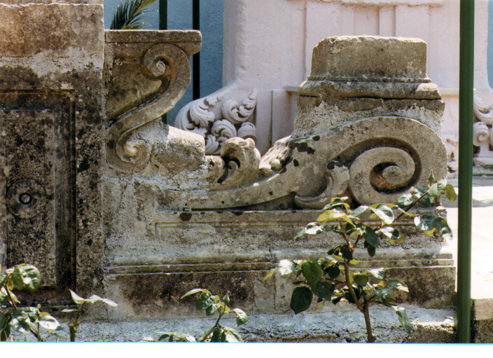 decorazione plastica - ambito salentino (prima metà sec. XIX)