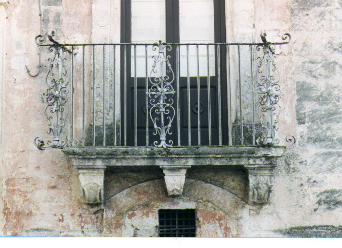 ringhiera - ambito salentino (fine/inizio secc. XVIII/ XIX)