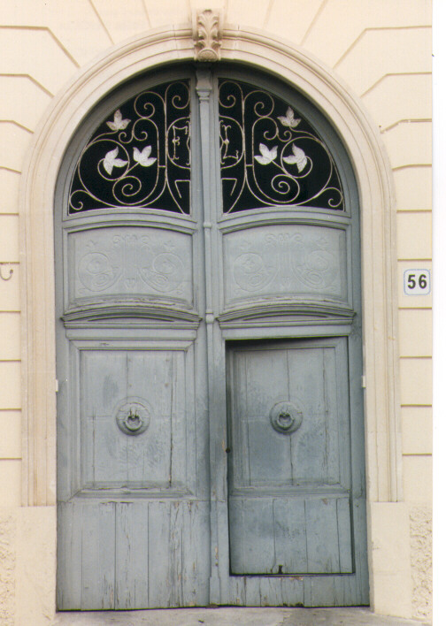 portone - ambito salentino (primo quarto sec. XX)