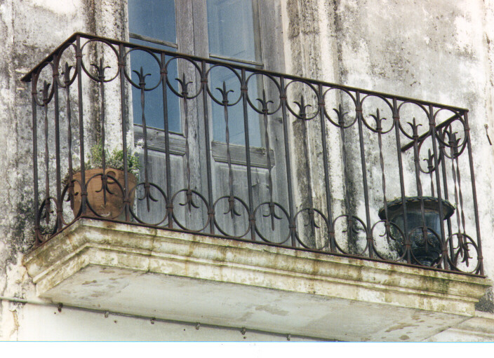 ringhiera - ambito salentino (primo quarto sec. XX)