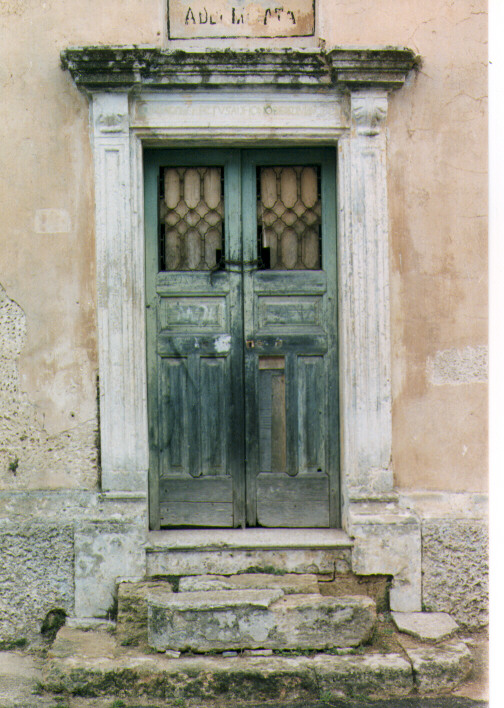 portale - ambito salentino (ultimo quarto sec. XVI)