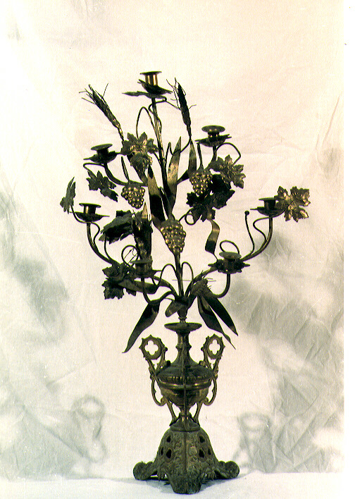 candelabro - manifattura pugliese (seconda metà sec. XIX)