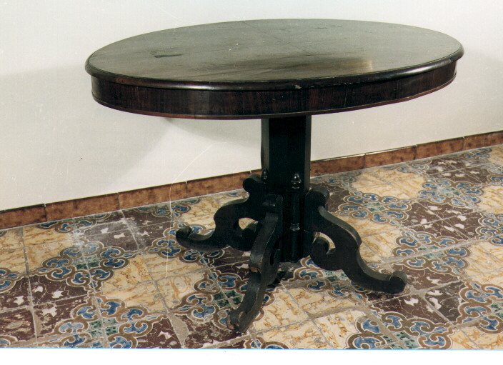 tavolo - ambito pugliese (seconda metà sec. XIX)