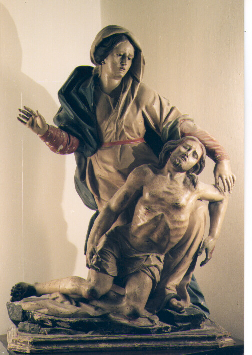 Pietà (gruppo scultoreo) di Genuino Vespasiano (secc. XVI/ XVII)