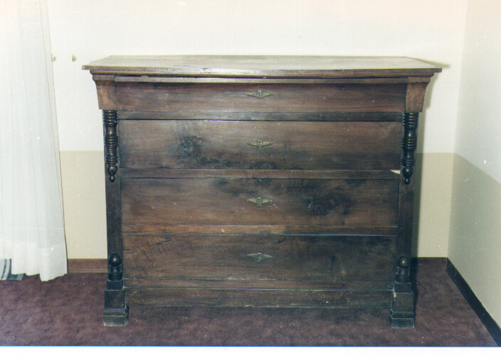 comò - ambito pugliese (sec. XIX)