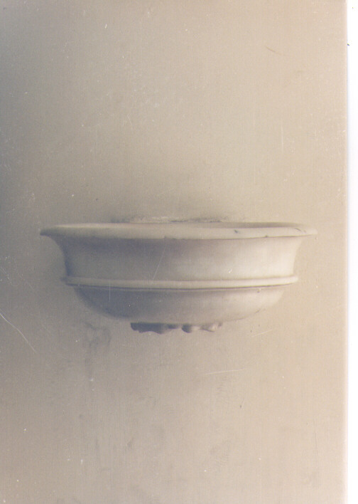 acquasantiera - ambito pugliese (sec. XIX)