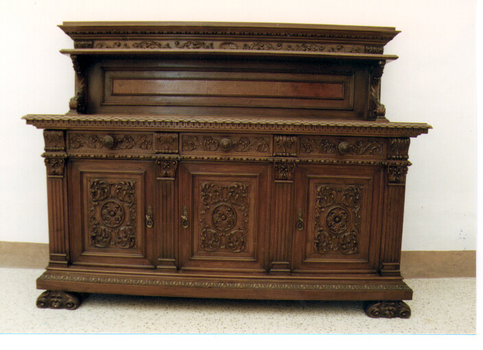 mobile - ambito Italia meridionale (primo quarto sec. XX)