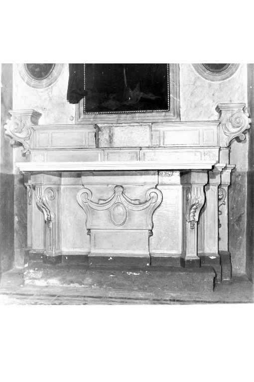 altare - ambito pugliese (sec. XVIII)
