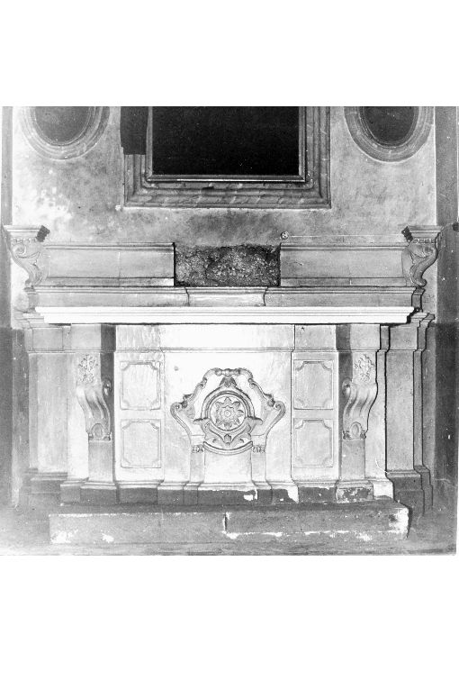 altare - ambito pugliese (sec. XVIII)