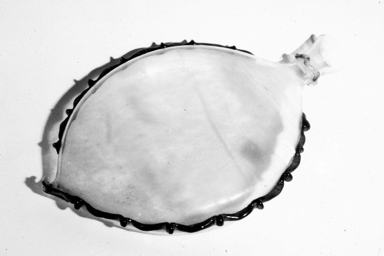 fiala - produzione muranese (sec. XVII)