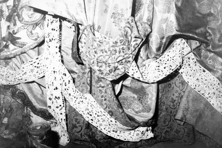 motivi decorativi vegetali (tessuto) - manifattura italiana (sec. XVIII)