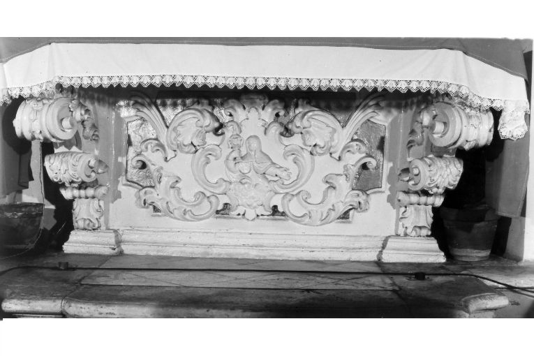 altare - bottega pugliese (inizio sec. XVIII)